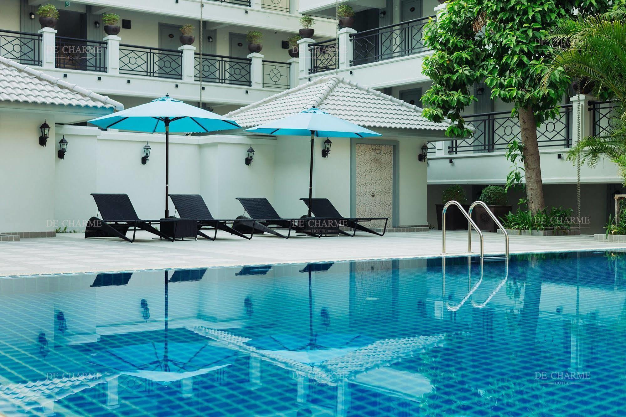 Decharme Hotel Чиангмай Екстериор снимка